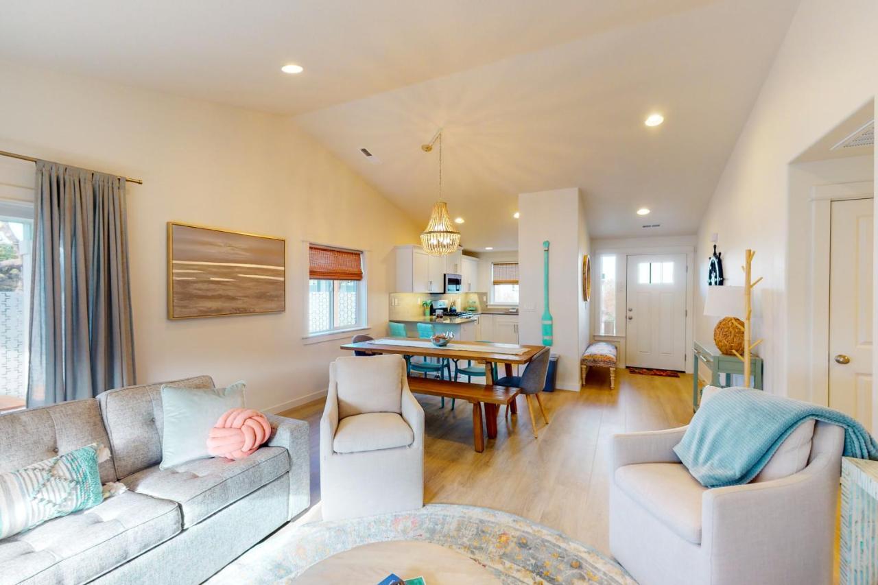 Turquoise Dreams Villa ลินคอล์น ซิตี้ ภายนอก รูปภาพ