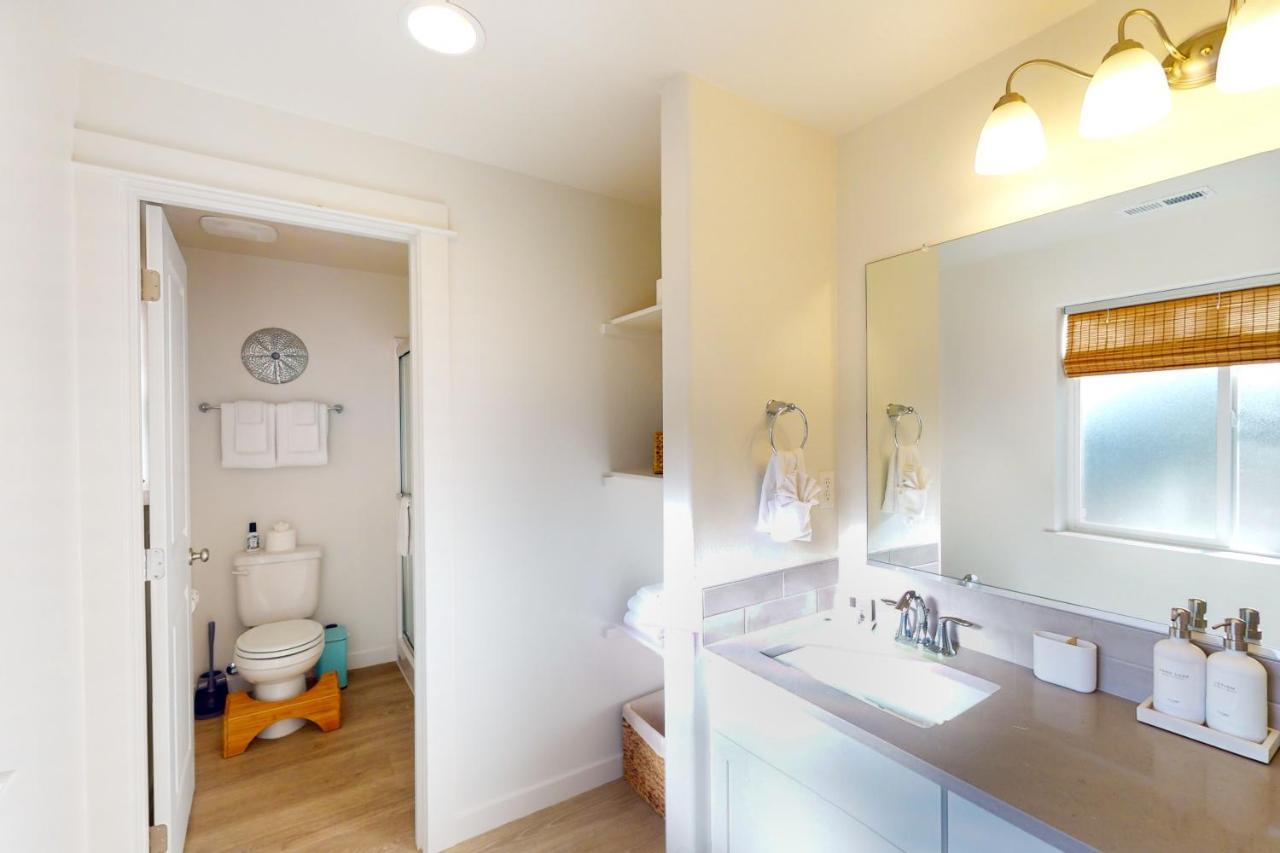 Turquoise Dreams Villa ลินคอล์น ซิตี้ ภายนอก รูปภาพ